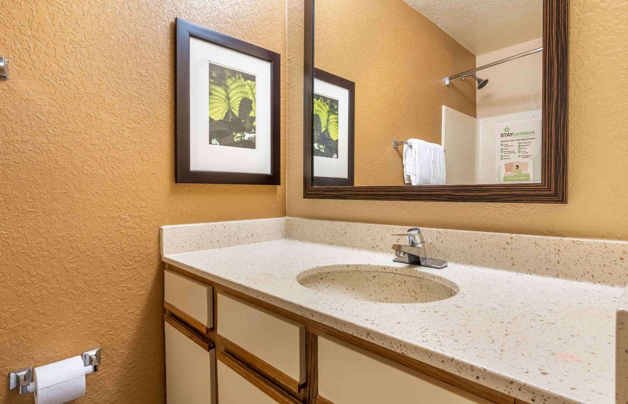 Extended Stay America Select Suites - Providence - Airport Warwick Eksteriør billede