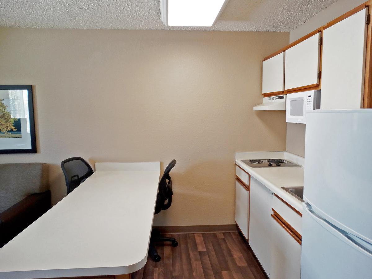 Extended Stay America Select Suites - Providence - Airport Warwick Eksteriør billede